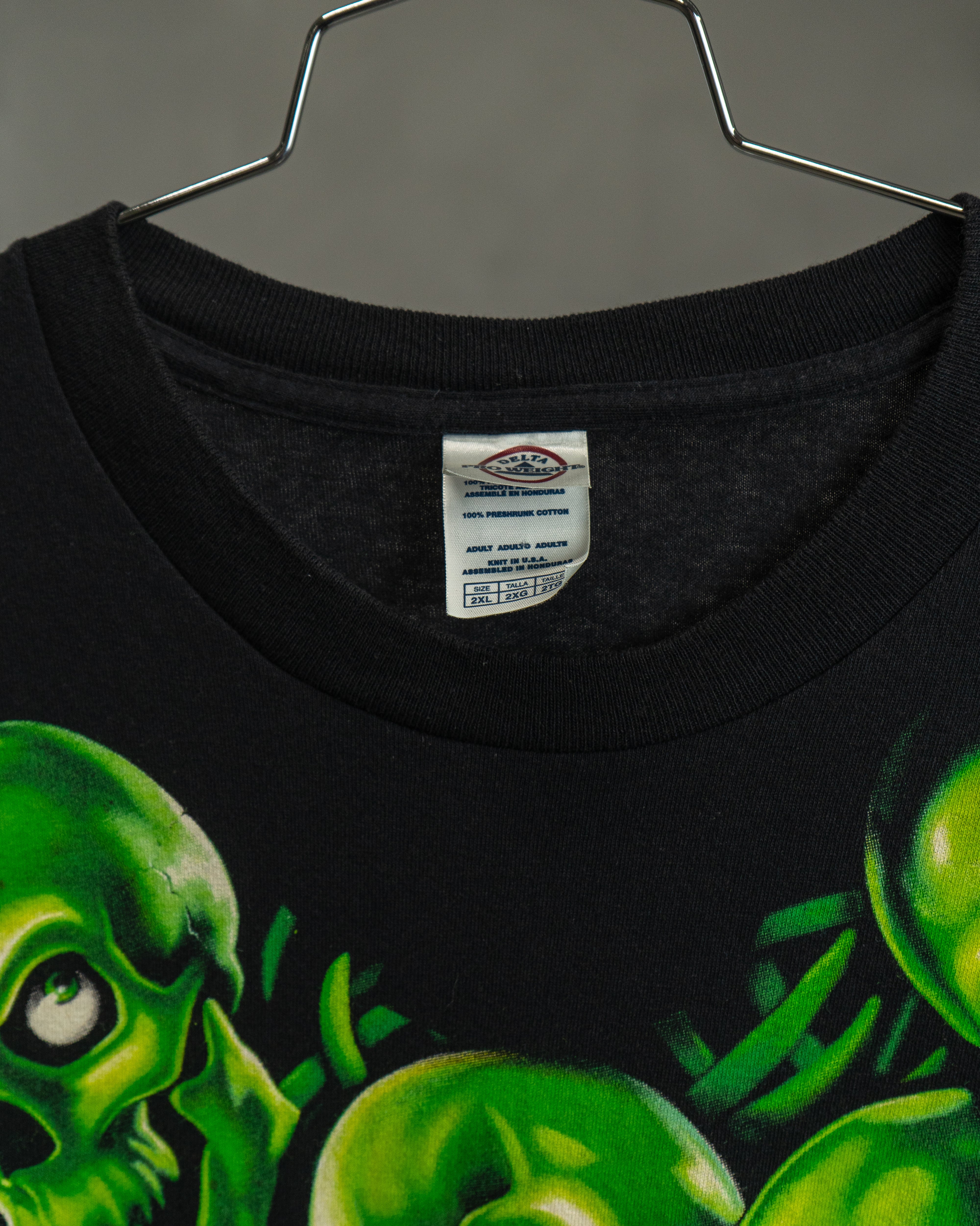 2001 Liquid Blue "Green Skulls" (XX-Large)